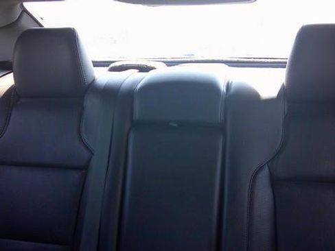 Used 2015 Ford Taurus Limited w/ Equipment Group 301A FWD image 8