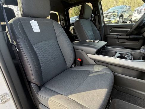 Used 2026 RAM 3500 Big Horn AWD/4WD image 37