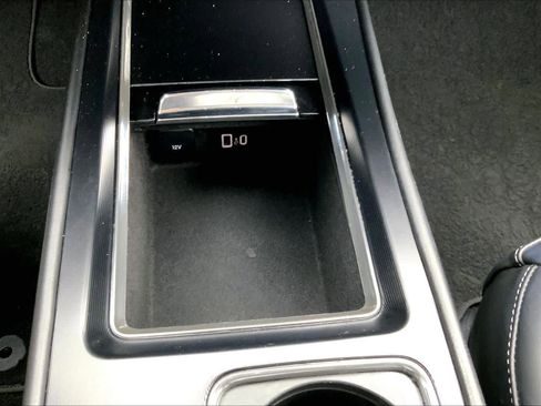 Used 2024 Lincoln Corsair FWD image 30