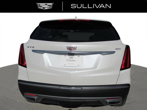 New 2026 Cadillac XT5 Premium Luxury w/ Driver Assist Package FWD image 5