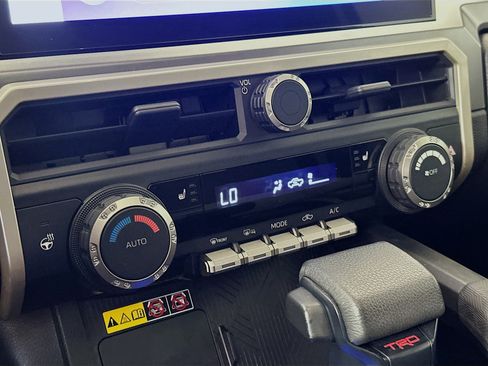 Used 2024 Toyota Tacoma TRD Off-Road w/ TRD Off Road Upgrade Package image 24