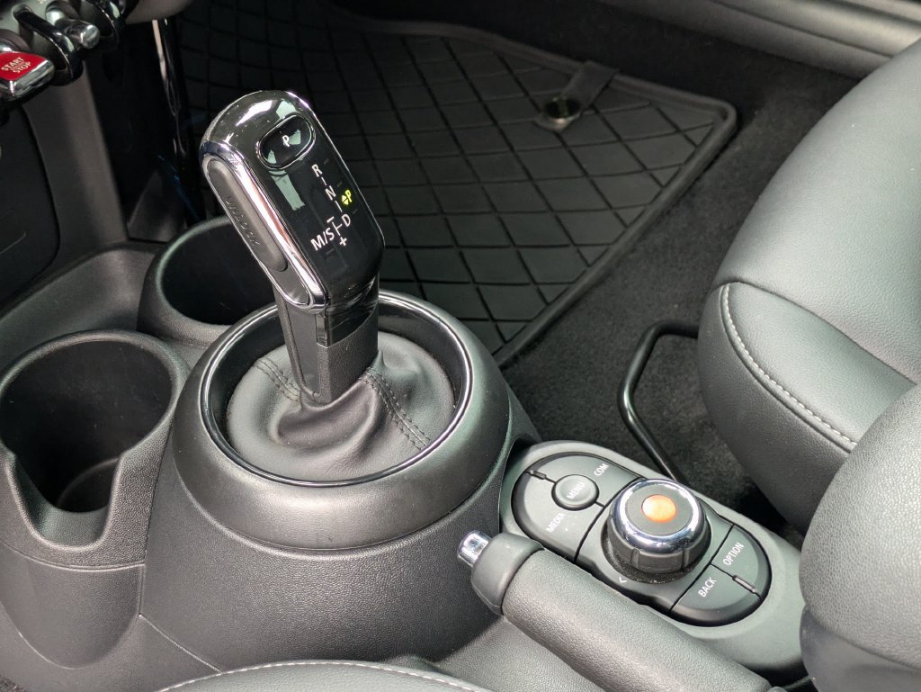 Used 2022 MINI Cooper Convertible FWD image 16