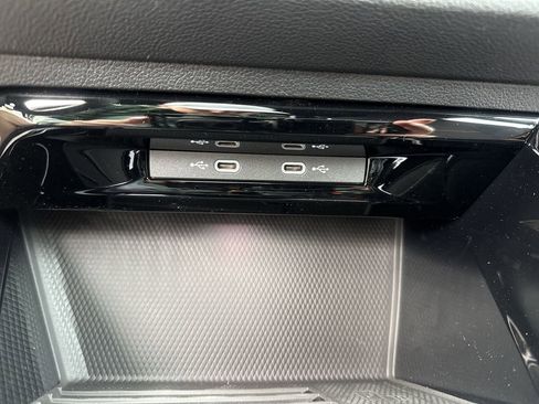 New 2026 Volkswagen GTI SE FWD image 35
