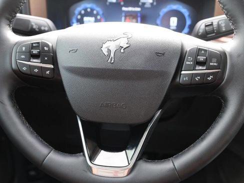Used 2025 Ford Bronco Sport Outer Banks AWD/4WD image 18