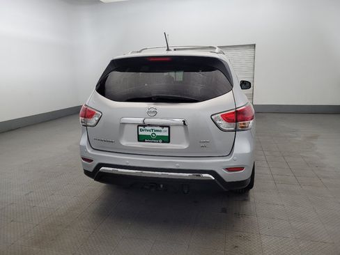 Used 2015 Nissan Pathfinder SL w/ SL Premium Package AWD/4WD image 7
