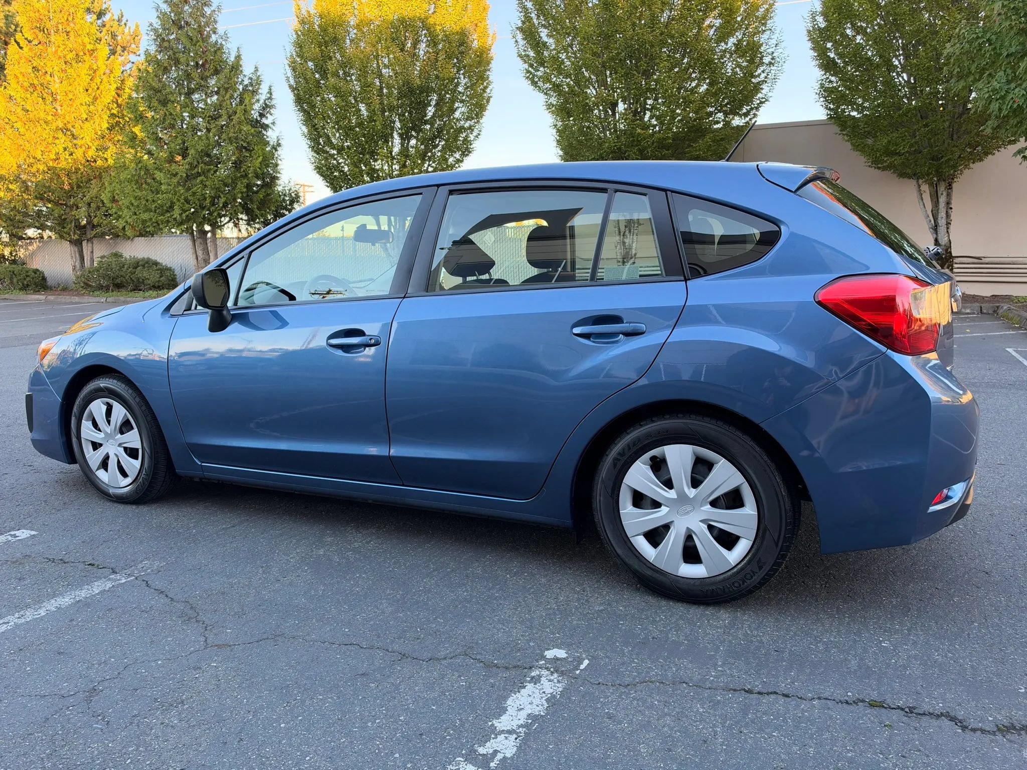 Used 2014 Subaru Impreza 2.0i AWD/4WD image 9