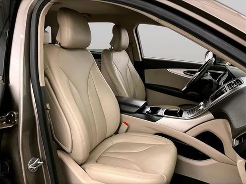 Used 2018 Lincoln MKX Premiere FWD image 7