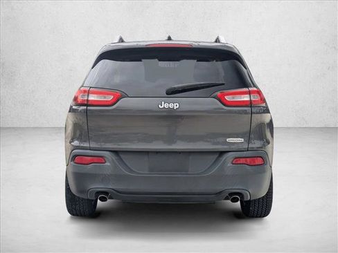 Used 2014 Jeep Cherokee Latitude image 6