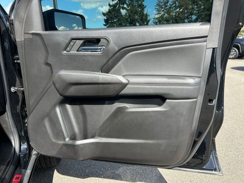 Used 2023 Chevrolet Colorado LT w/ LT Convenience Package AWD/4WD image 26