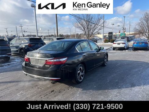 Used 2017 Honda Accord LX image 5