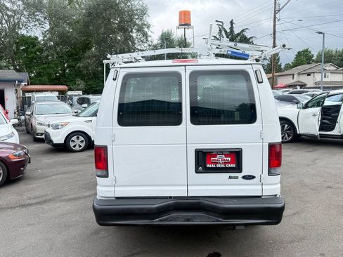 Used 2013 Ford E-150 and Econoline 150 RWD image 3