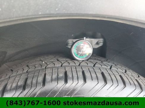 Used 2021 Kia Sorento LX FWD image 39