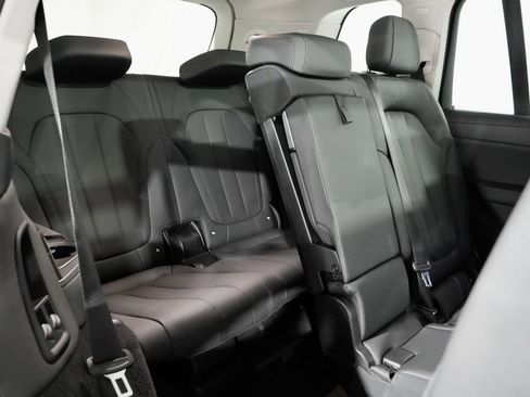 Used 2020 BMW X7 xDrive40i w/ Premium Package image 32