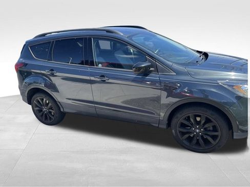 Used 2019 Ford Escape SE AWD/4WD image 15