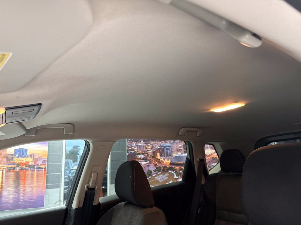 Used 2025 Nissan Rogue SV AWD/4WD image 21