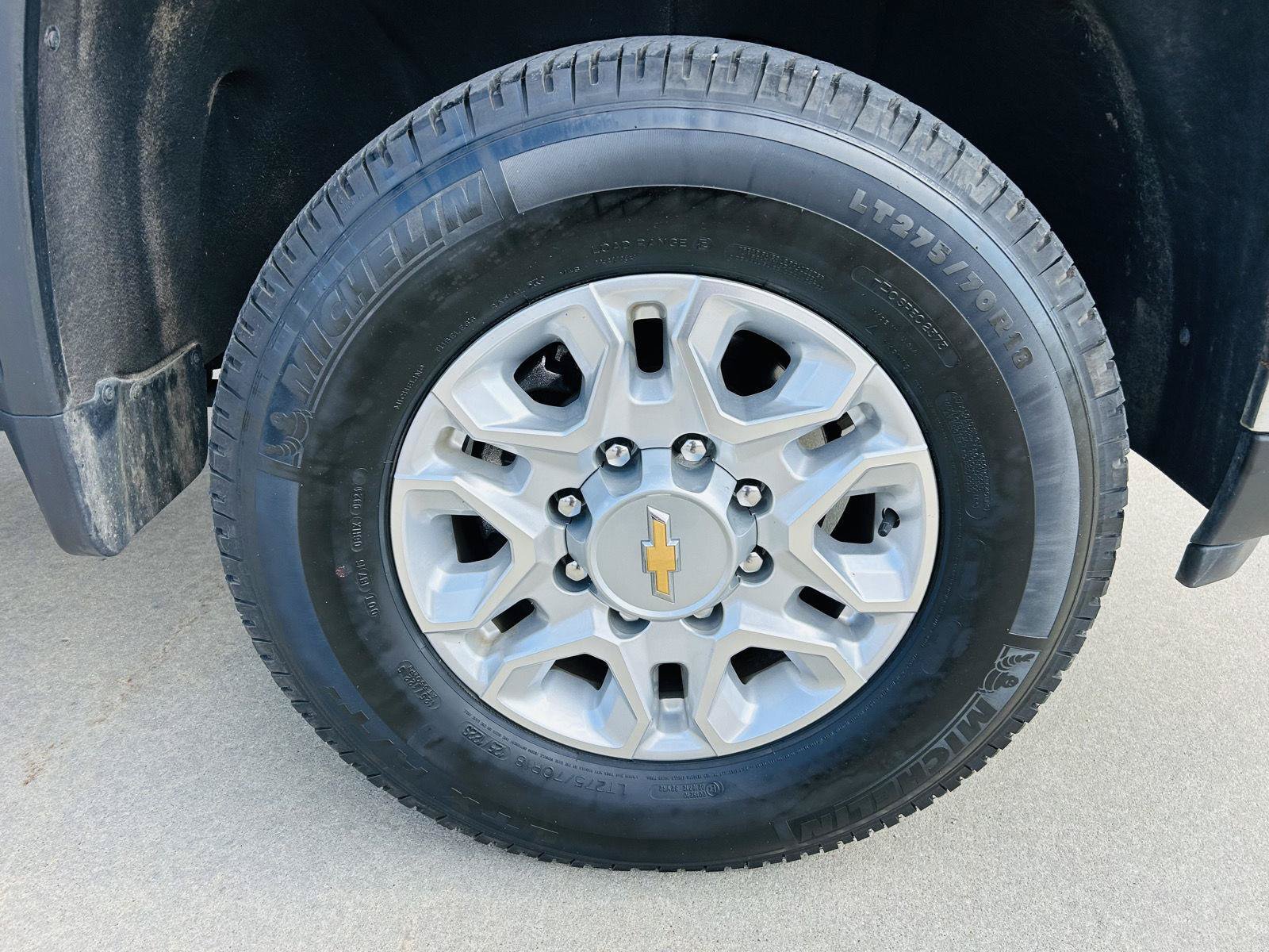 Used 2024 Chevrolet Silverado 2500 LT AWD/4WD image 37