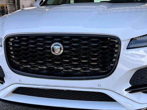 Used 2023 Jaguar F-PACE S AWD/4WD image 38