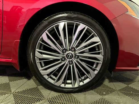 Certified 2023 Nissan Altima 2.5 SL AWD/4WD image 9