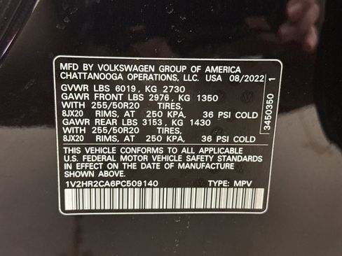 Used 2023 Volkswagen Atlas SE image 25