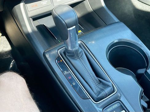 Used 2024 Honda Civic Touring image 17