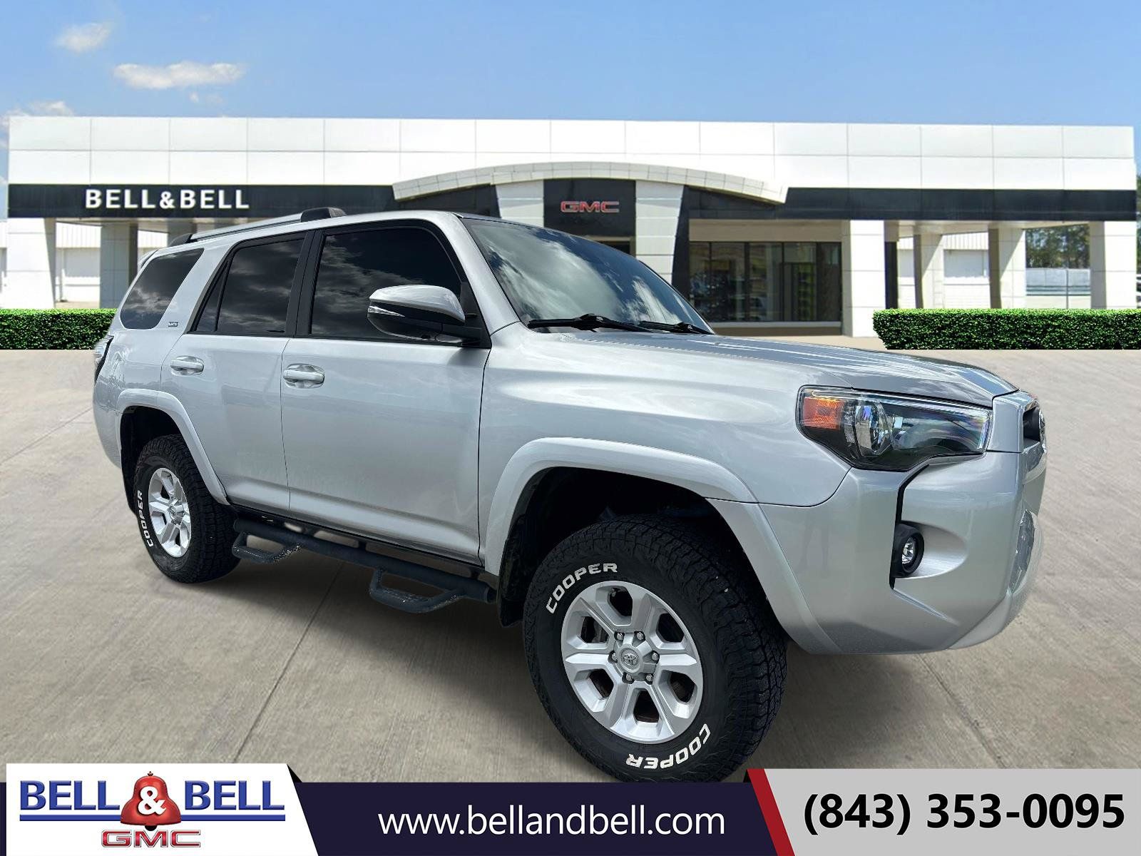 Used 2022 Toyota 4Runner SR5 Premium w/ Moonroof Package AWD/4WD image 1
