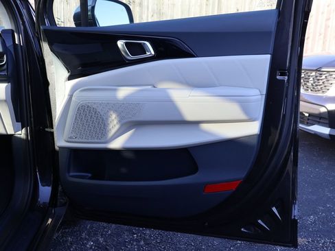 New 2026 Kia Carnival SX Prestige image 7