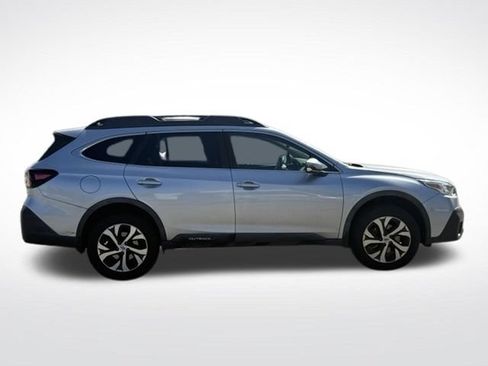 Used 2020 Subaru Outback Limited w/ Popular Package #2 AWD/4WD image 9