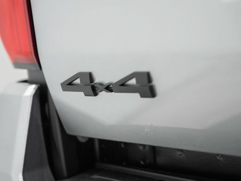 New 2026 Toyota Tacoma TRD Off-Road AWD/4WD image 7