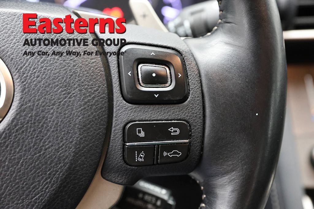 Used 2019 Lexus IS 300 AWD w/ Navigation Package image 20