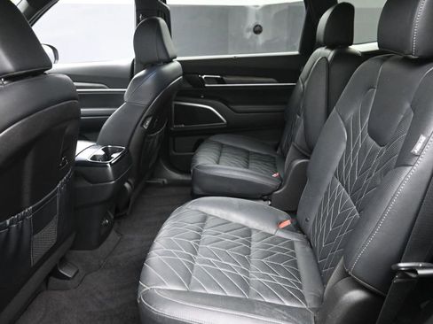 Used 2024 Kia Telluride EX X-Line AWD/4WD image 14