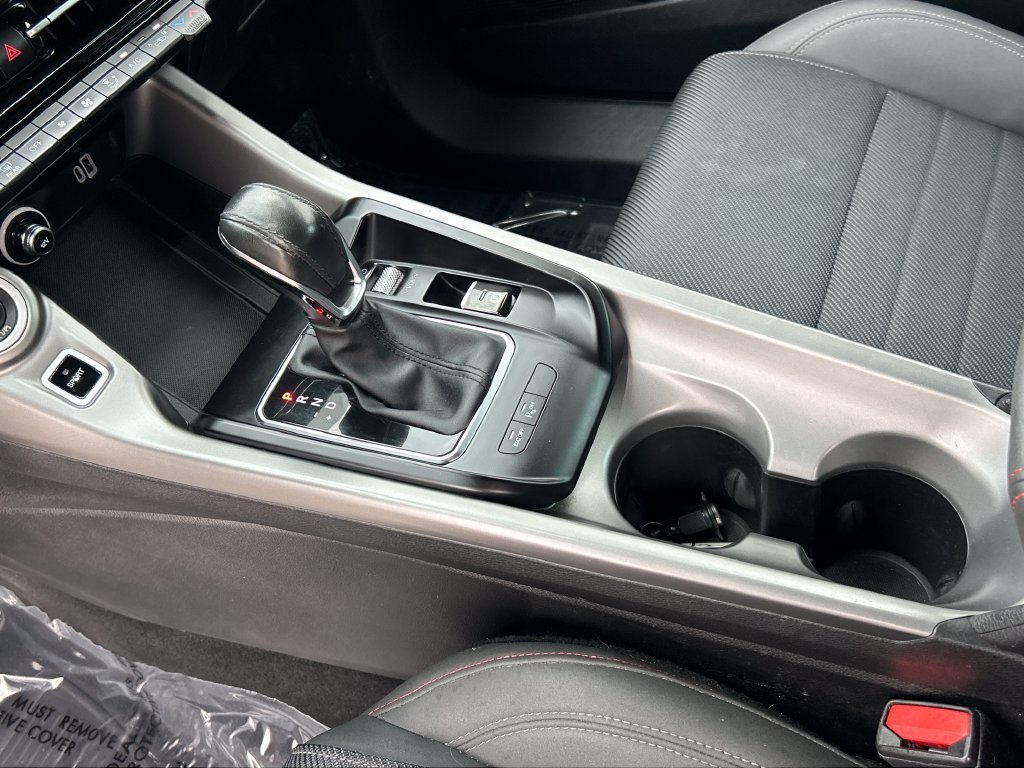 Used 2024 Dodge Hornet R/T w/ R/T Blacktop Package AWD/4WD image 13