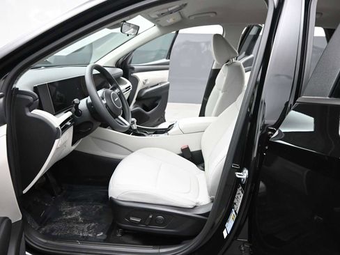 Certified 2025 Hyundai Tucson SEL image 15
