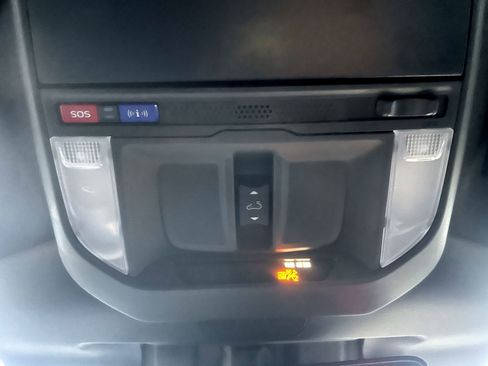 New 2025 Subaru Forester Limited image 31