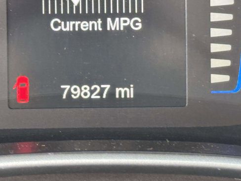 Used 2017 Chrysler Pacifica Touring-L image 24