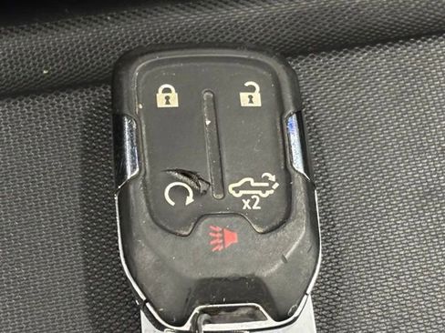 Used 2020 Chevrolet Silverado 1500 RST image 32