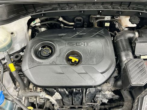 Used 2019 Hyundai Tucson SE image 23