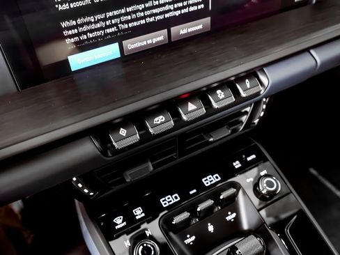 Certified 2025 Porsche 911 Targa 4 GTS image 21