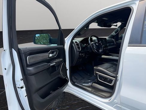 Used 2021 RAM 1500 Laramie w/ Sport Appearance Package AWD/4WD image 19