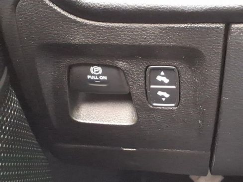 Used 2021 RAM 1500 Big Horn AWD/4WD image 20