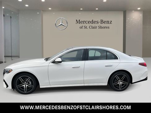 New 2026 Mercedes-Benz E 350 4MATIC Sedan image 2