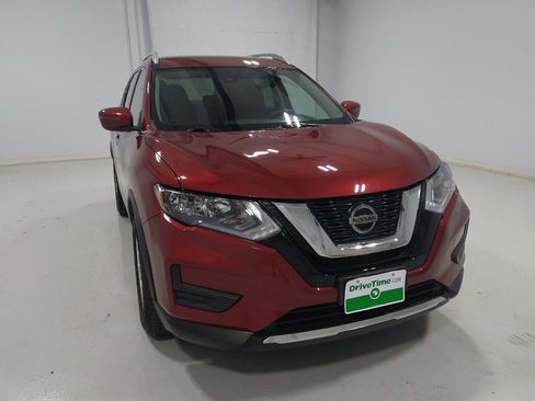 Used 2020 Nissan Rogue SV FWD image 14