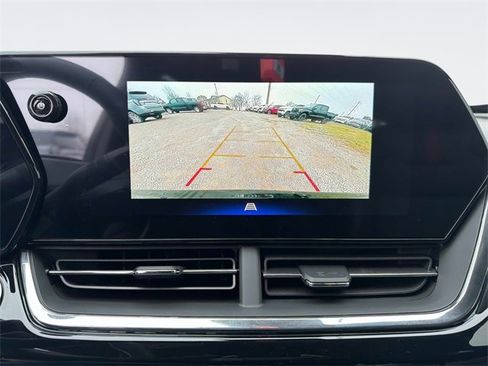 New 2026 Chevrolet Trax RS w/ Sunroof Package image 30