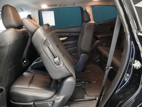 Used 2019 Subaru Ascent Limited image 26