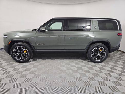 Used 2023 Rivian R1S Launch Edition AWD/4WD image 2