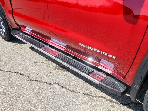 New 2026 GMC Sierra 1500 SLT w/ SLT Premium Plus Package image 6