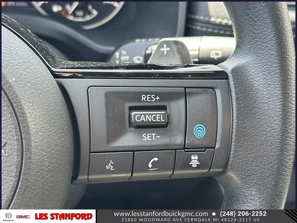 Used 2023 Nissan Rogue SV AWD/4WD image 24
