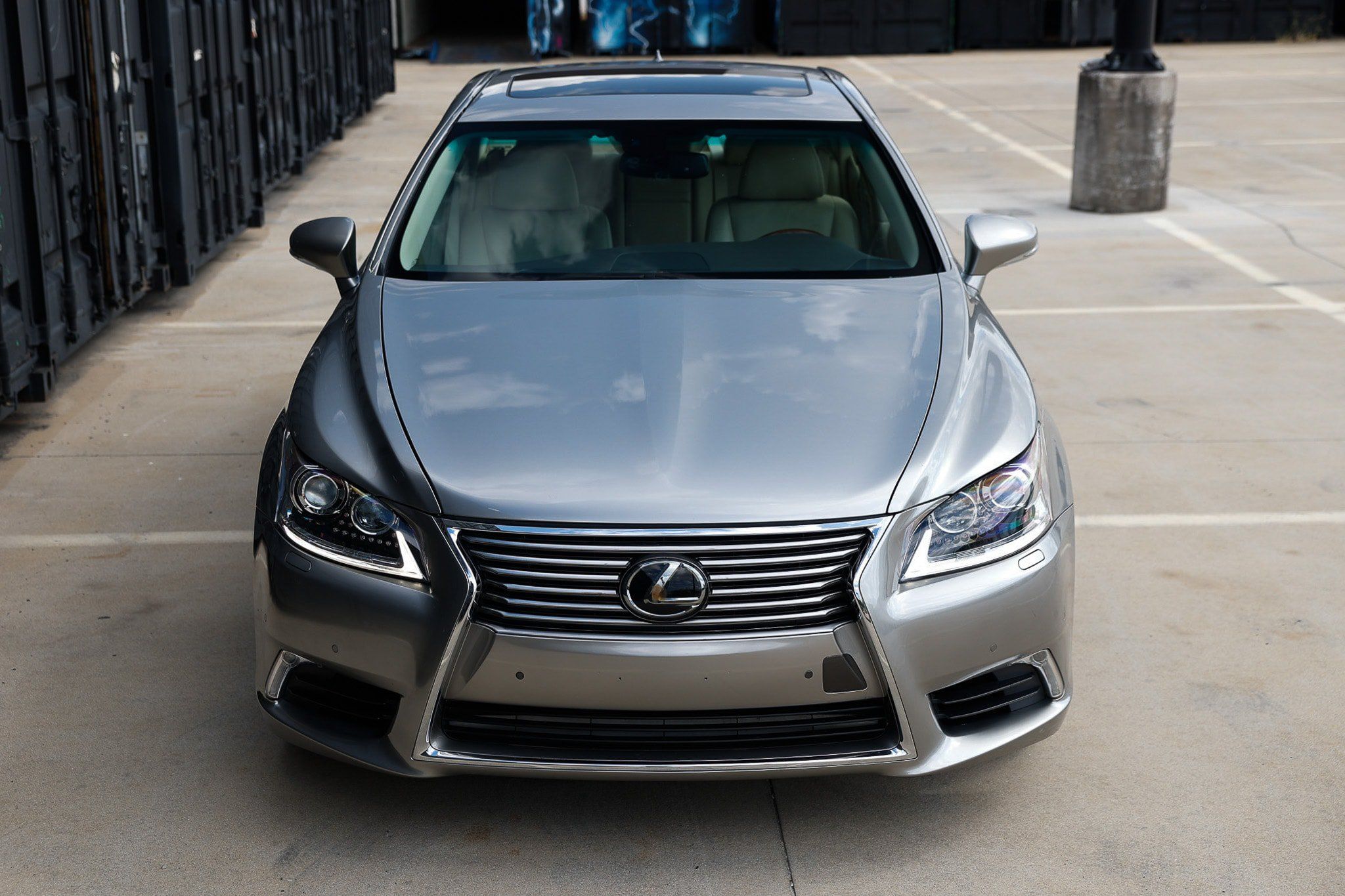 Used 2016 Lexus LS 460 w/ Comfort Package RWD image 22