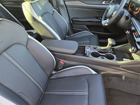New 2026 Kia K5 GT-Line image 10