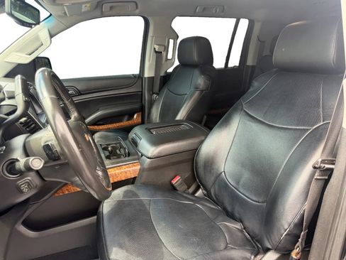 Used 2018 Chevrolet Suburban Premier RWD image 13
