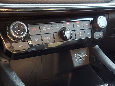 Used 2023 Jeep Compass Trailhawk image 23